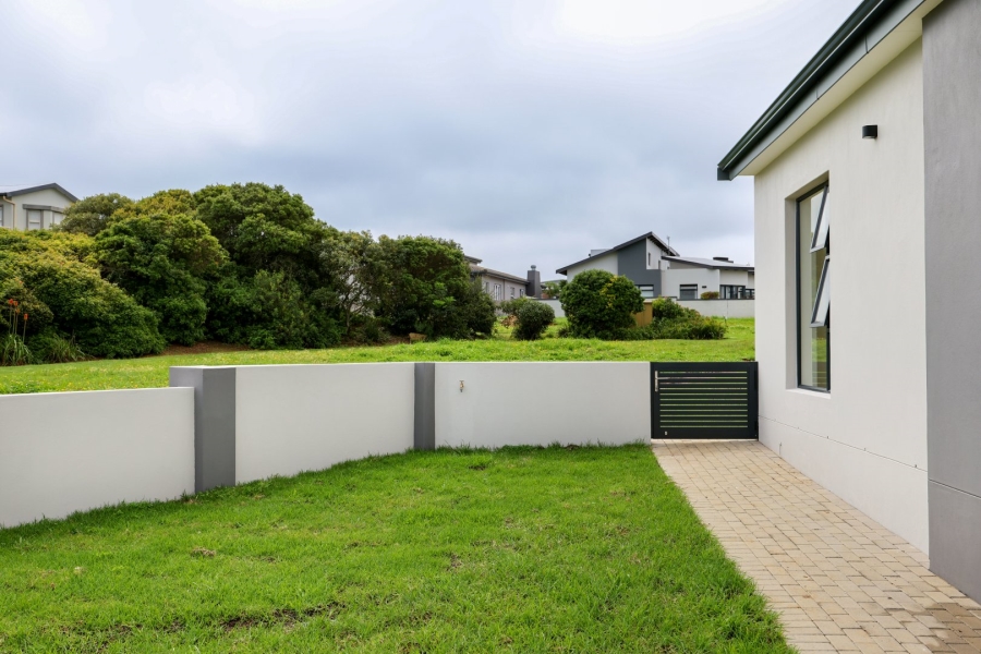 3 Bedroom Property for Sale in Le Grand Golf Estate Western Cape